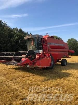 Massey Ferguson 36 Moissonneuse batteuse