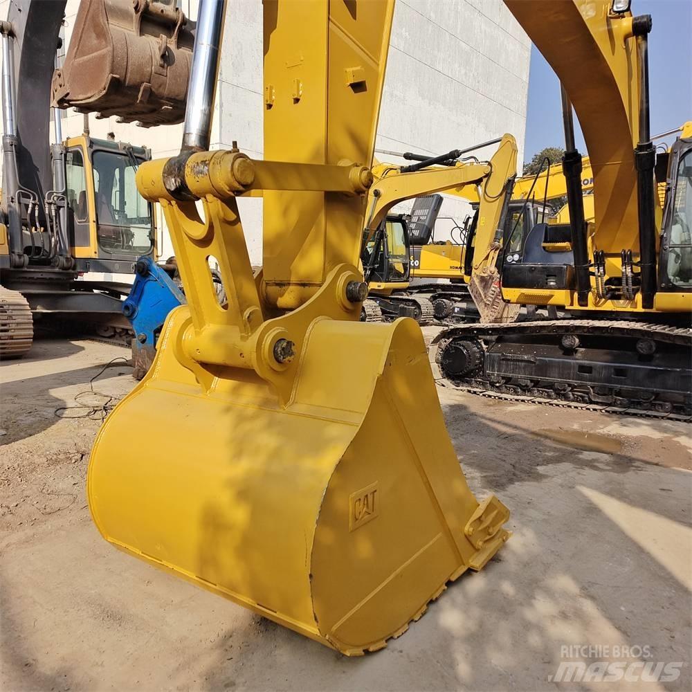 CAT 329 D Pelle sur chenilles