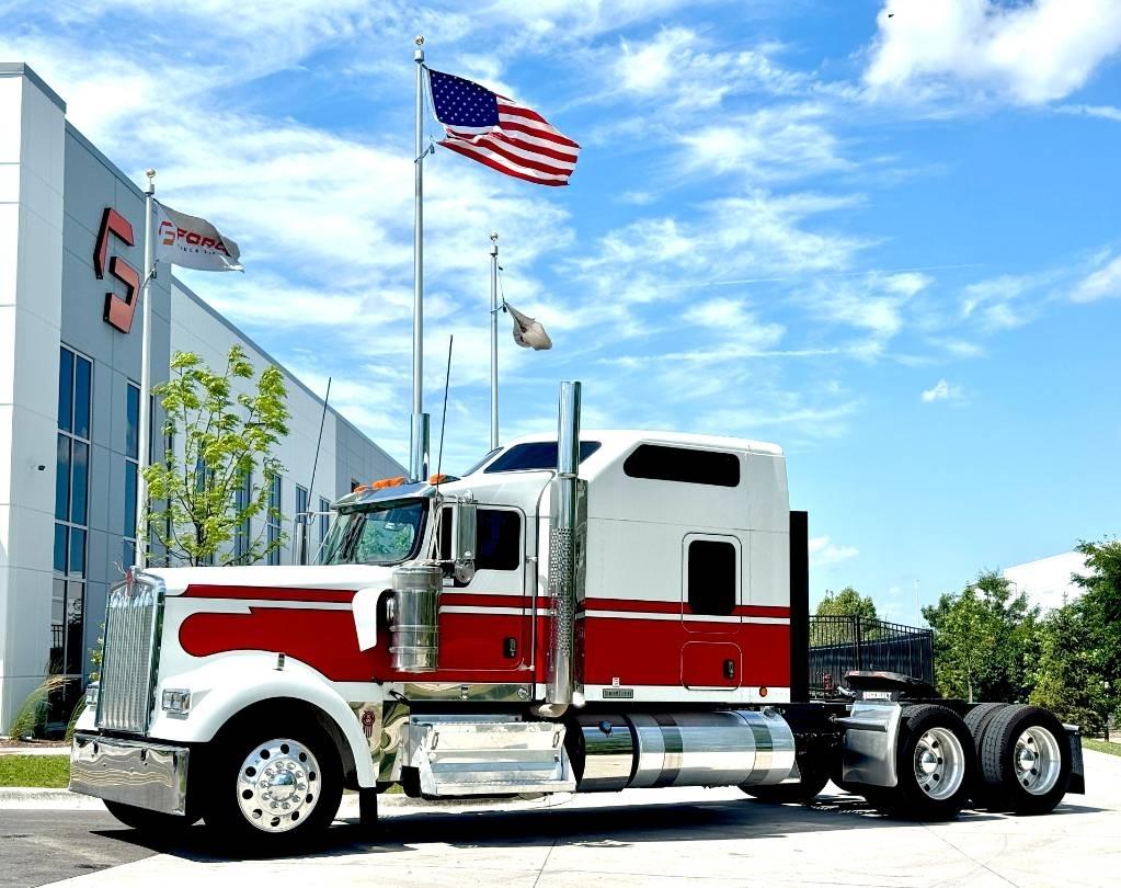 Kenworth W 900 Tracteur routier