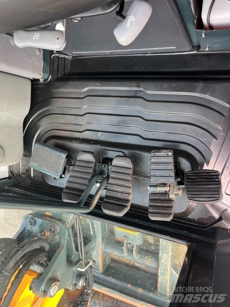 Hyundai R25Z-9 AK Mini pelle < 7t