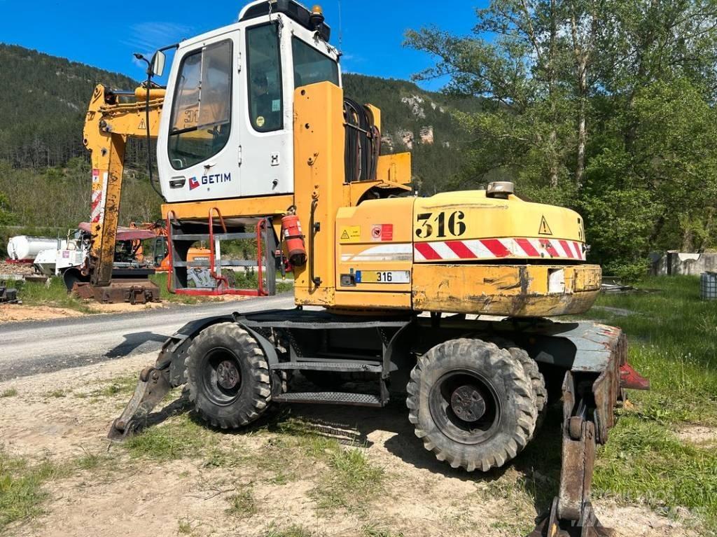 Liebherr A 316 Pelle à déchets