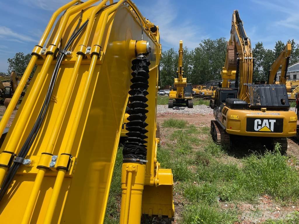 Komatsu PC 220 Pelle sur chenilles