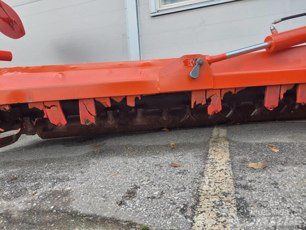 Agrimaster FL 250 Broyeur / Gyrobroyeur / Epareuse