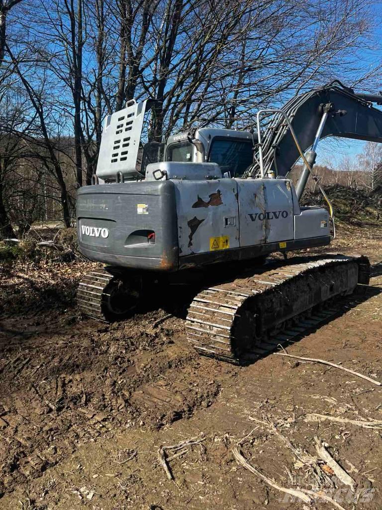 Volvo EC180BLC Pelle sur chenilles