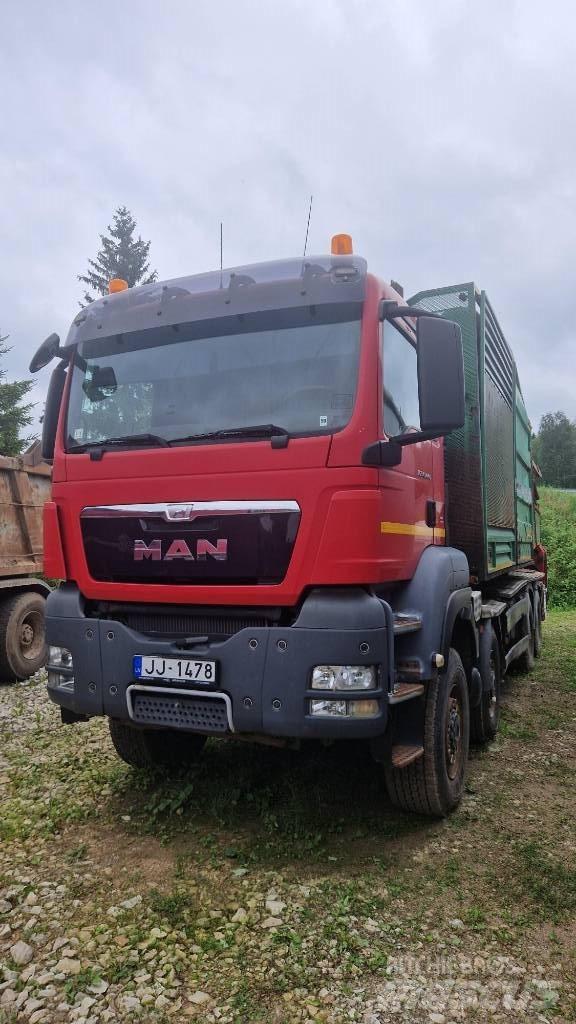 MAN TGS + Neuson 1266 Broyeur de végétaux