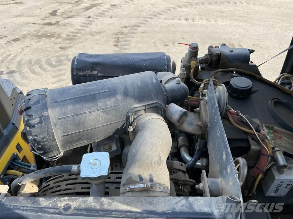 Bomag BW 100 AD-5 Rouleaux tandem