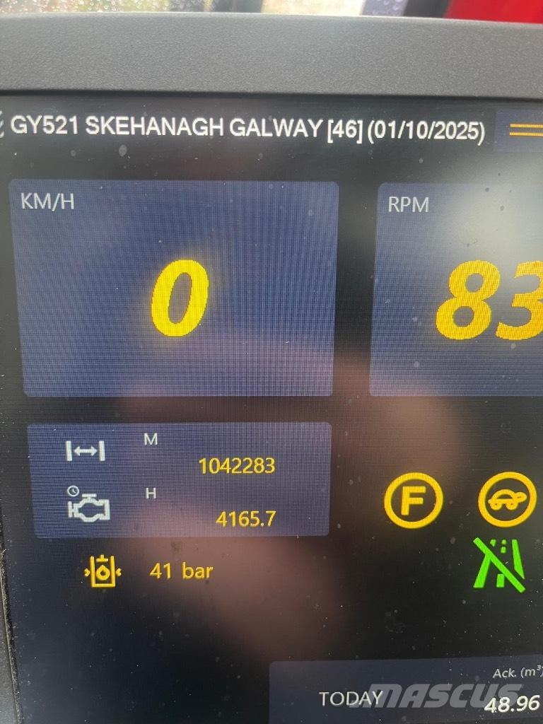 Komatsu 901 TX Abatteuse