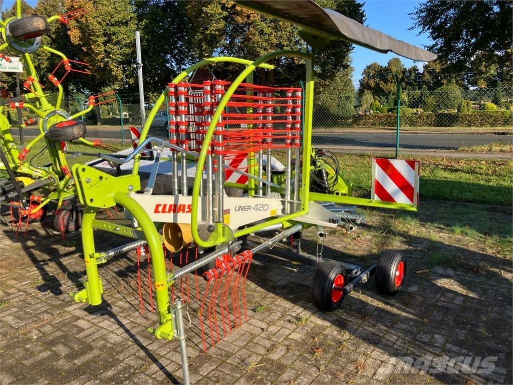 CLAAS Liner 420 Faucheuse andaineuse automotrice
