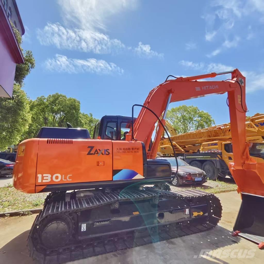 Hitachi ZX 130 LC Pelle sur chenilles