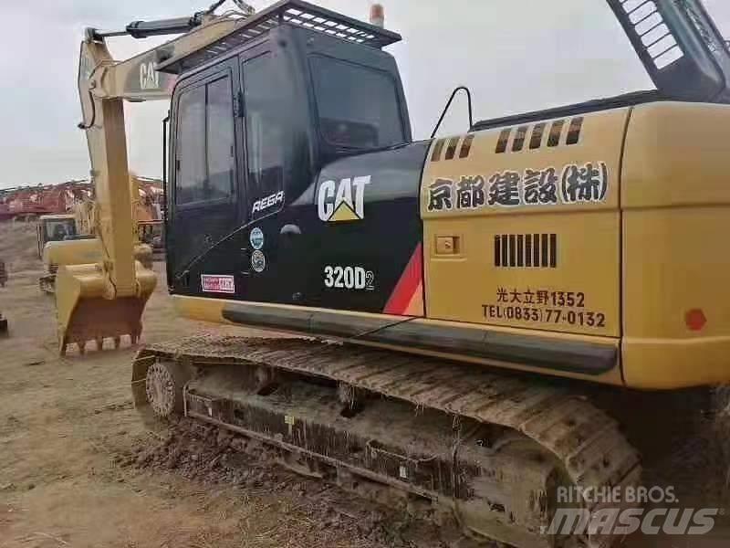CAT 320 D Pelle sur chenilles
