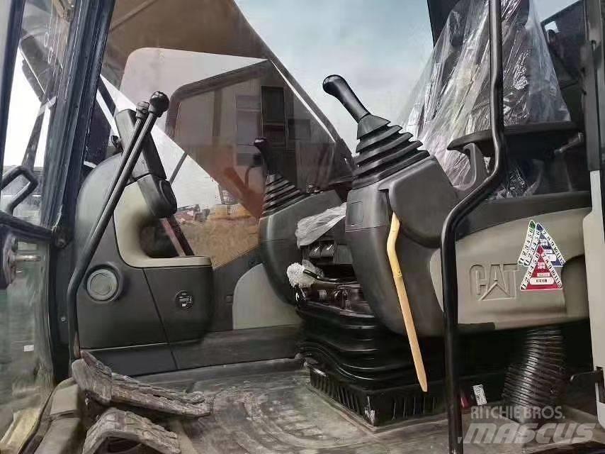 CAT 320 D Pelle sur chenilles