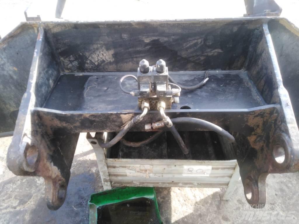 CAT M 318 Châssis et suspension