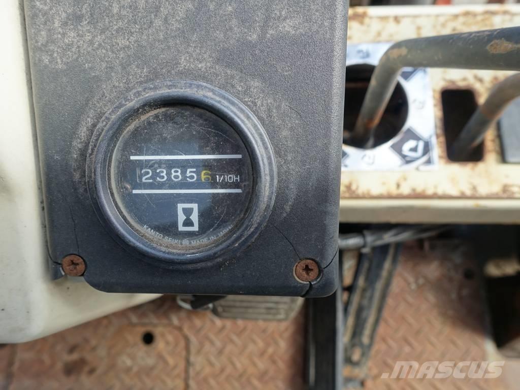 Nissan EH 02 A 20U Chariots diesel