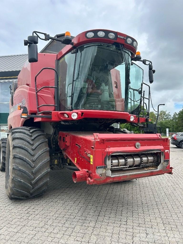 Case IH 9120 Moissonneuse batteuse