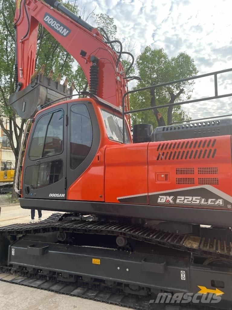 Doosan DX 225 Mini pelle 7t-12t