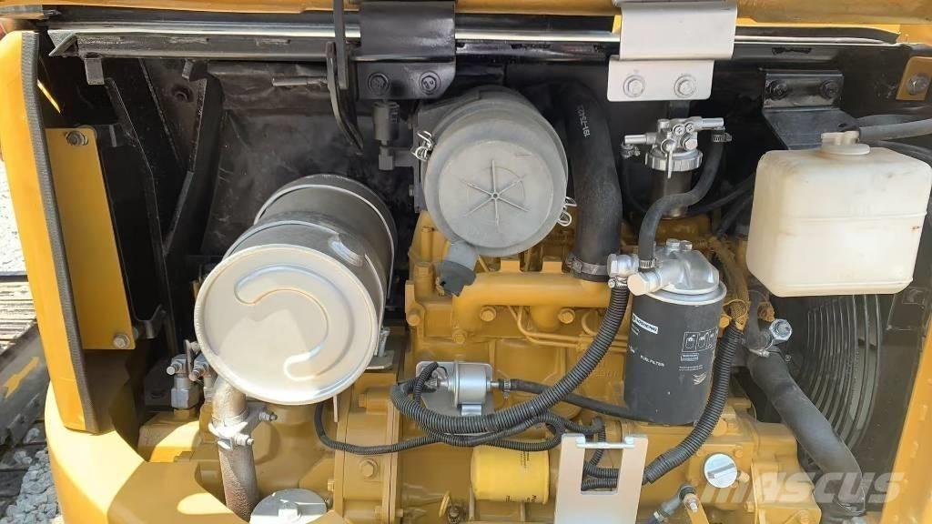 CAT 304 CR Mini pelle < 7t