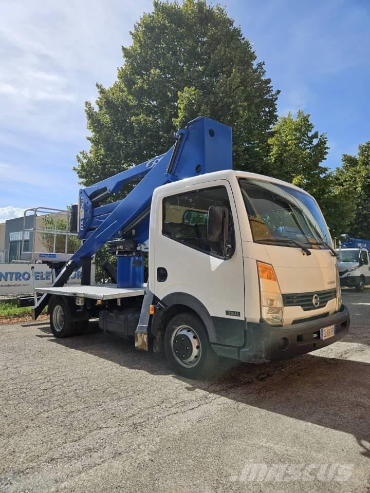 Socage DA 320 Camion nacelle