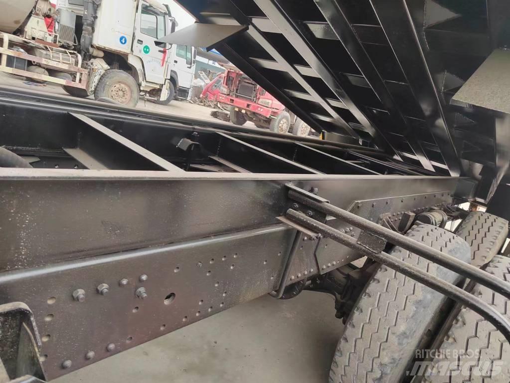 Shacman F3000 6X4 Camion benne