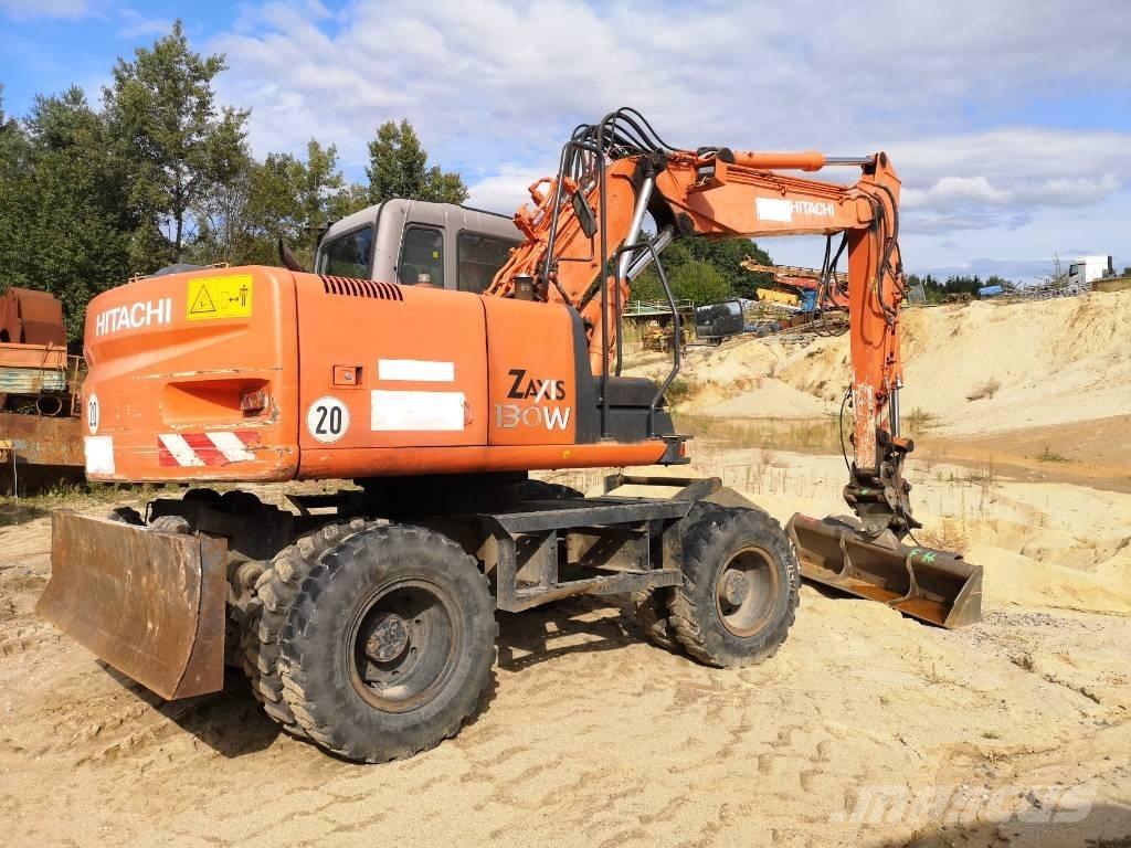Hitachi ZX 130 W Pelle sur pneus