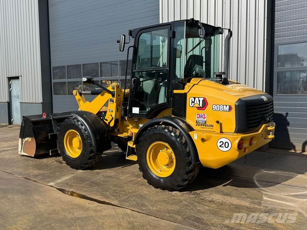 CAT 908M Chargeuse sur pneus