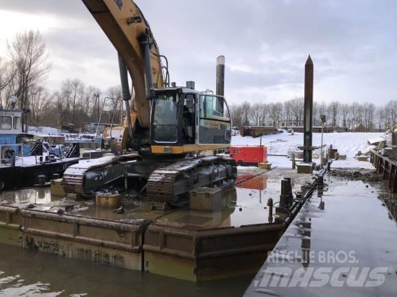 Liebherr R 956 LC Pelle sur chenilles
