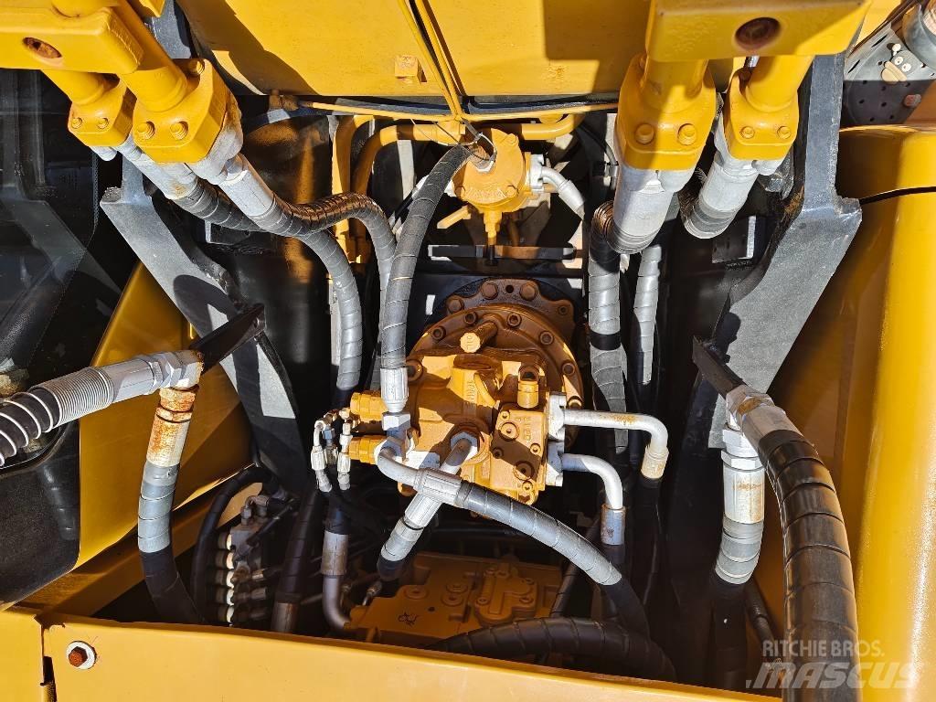 Sany SY 215 C Pelle sur chenilles