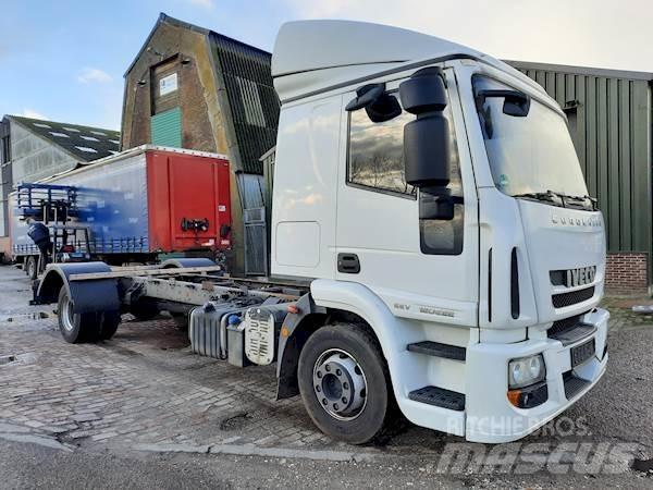 Iveco 120E22 Châssis cabine