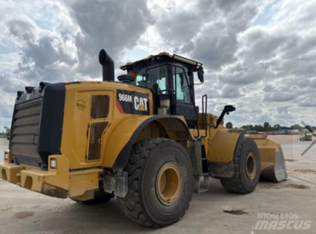 CAT 966 M Chargeuse sur pneus