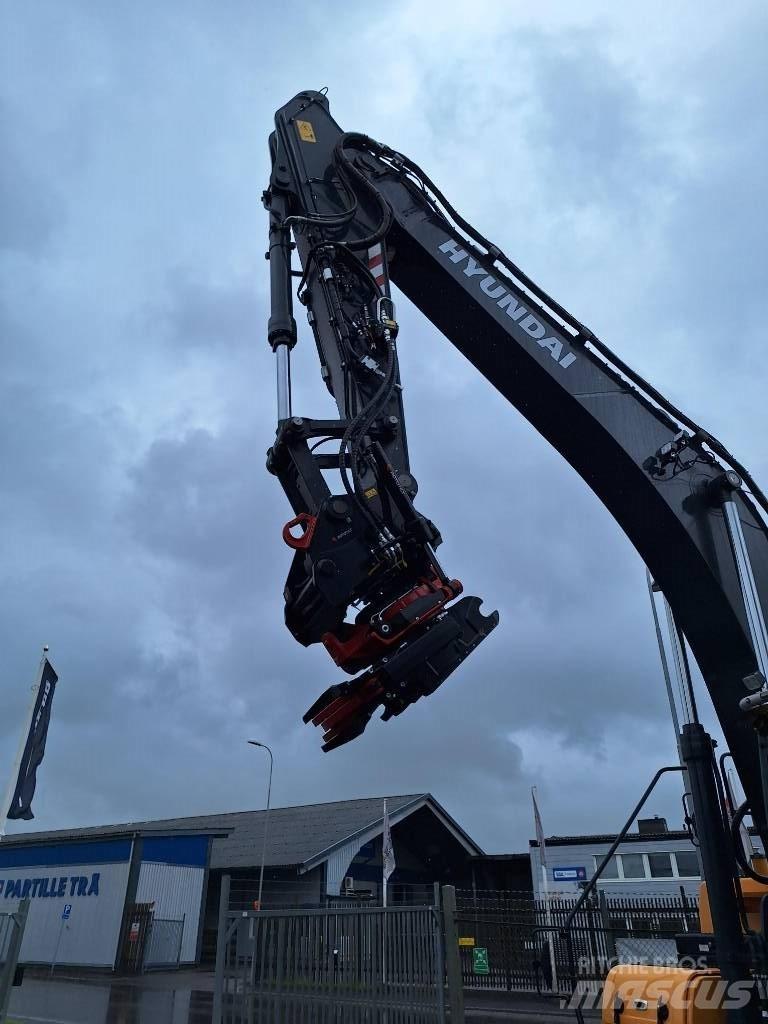 Hyundai HX 300 AL Pelle sur chenilles