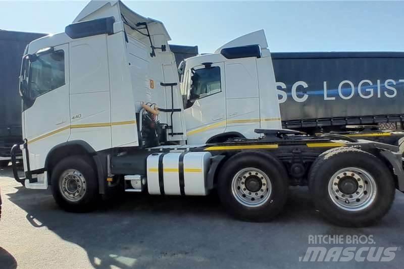 Volvo FH 440 Autre camion