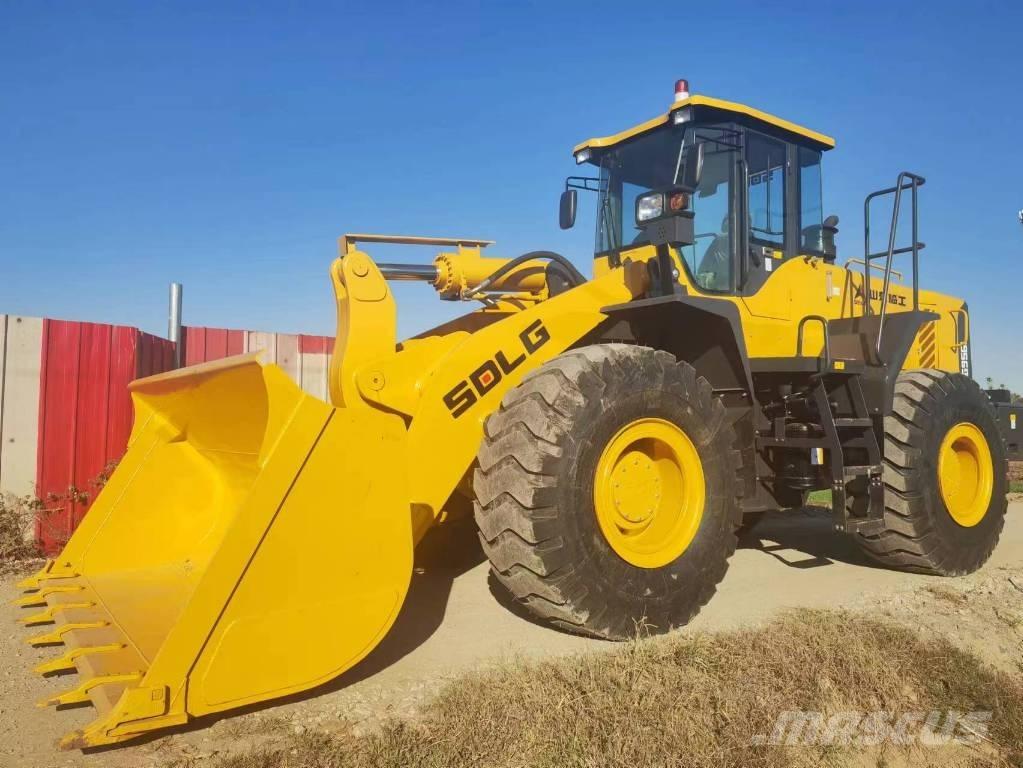Komatsu WA 380 Chargeuse sur pneus