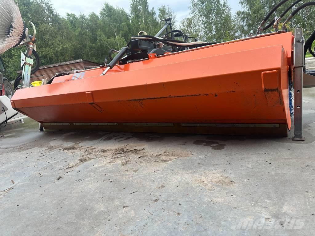 Tuchel Plus 590-260 Balayeuse / Autolaveuse