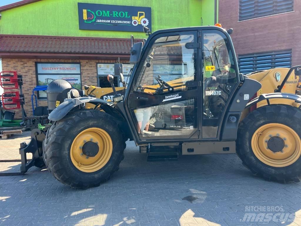 CAT TH 407 C Chariot télescopique