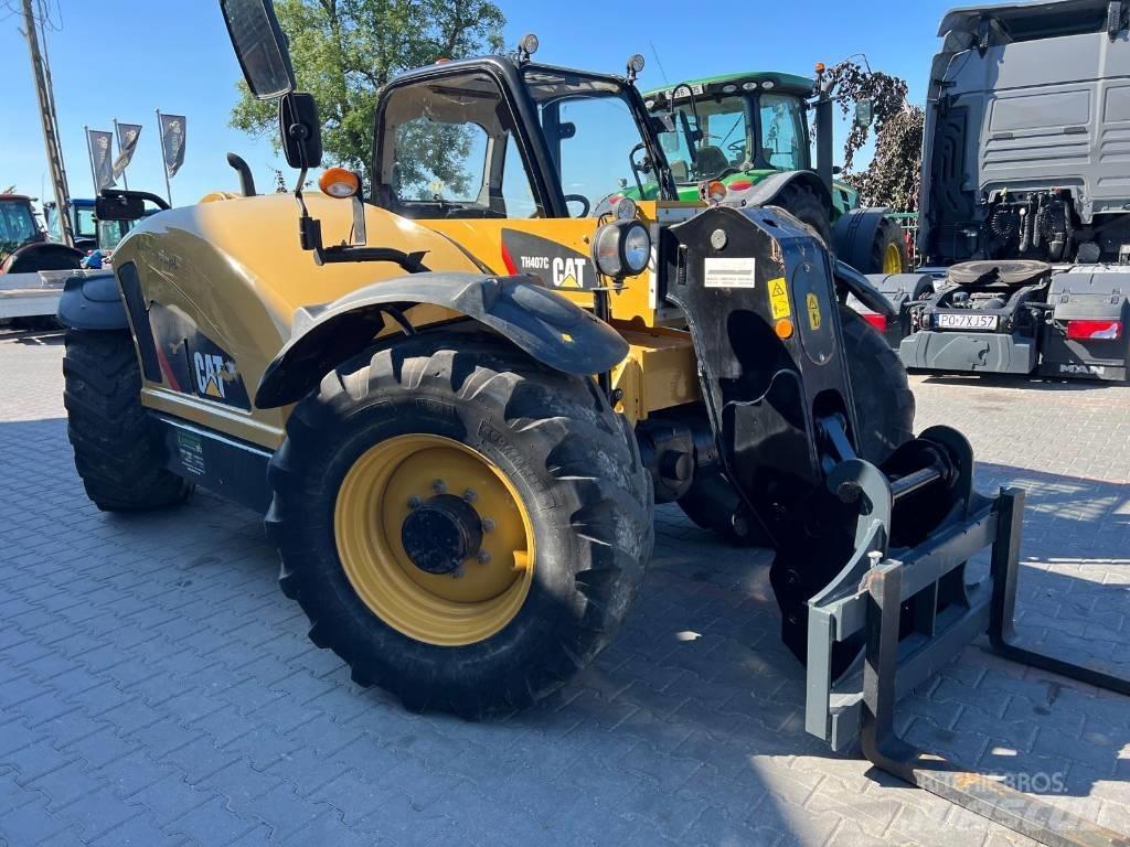 CAT TH 407 C Chariot télescopique