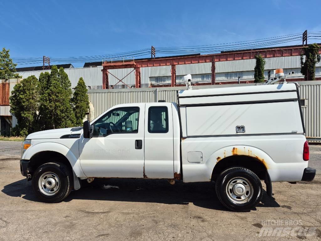 Ford F 250 Autre fourgon / utilitaire