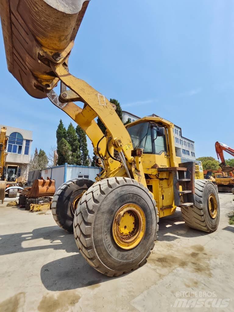 Komatsu WA 500 Chargeuse sur pneus