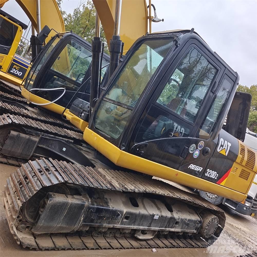 CAT 320 D Pelle sur chenilles