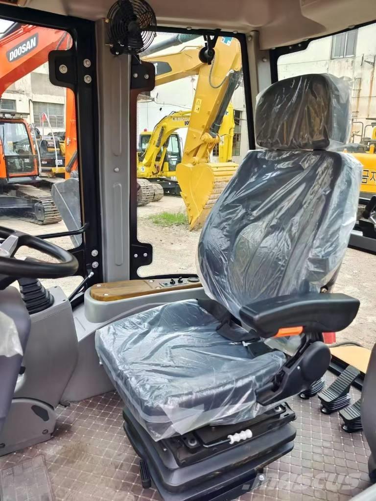 CAT 420 F Tractopelle