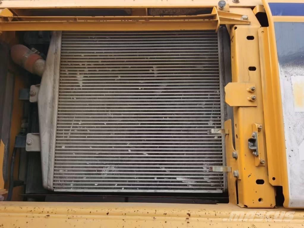 Komatsu PC 450-8 Pelle sur chenilles