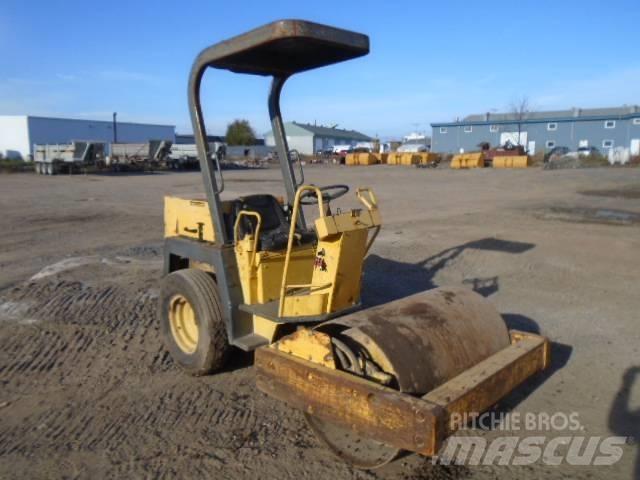Bomag BW 124 D Rouleaux monocylindre