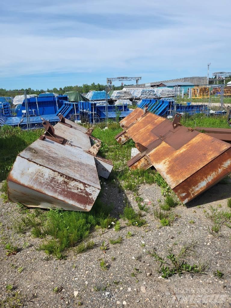 Hitachi 250 Pelles amphibies