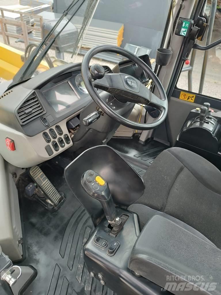 Komatsu WA 500 Chargeuse sur pneus