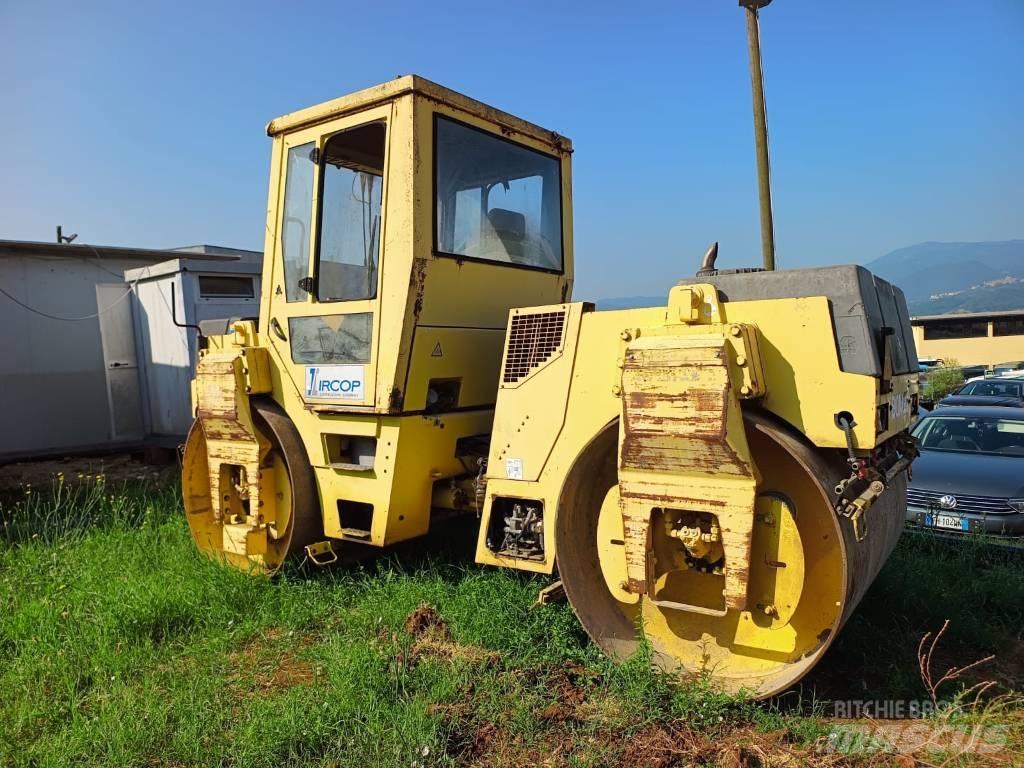 Bomag BW 151 AD-2 Rouleaux tandem