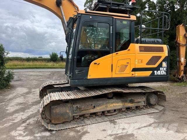 Hyundai HX 140 L Pelle sur chenilles