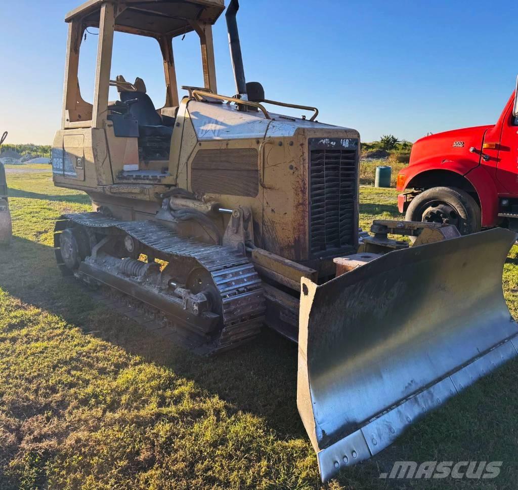 CAT D 3 G Bouteurs sur chenilles