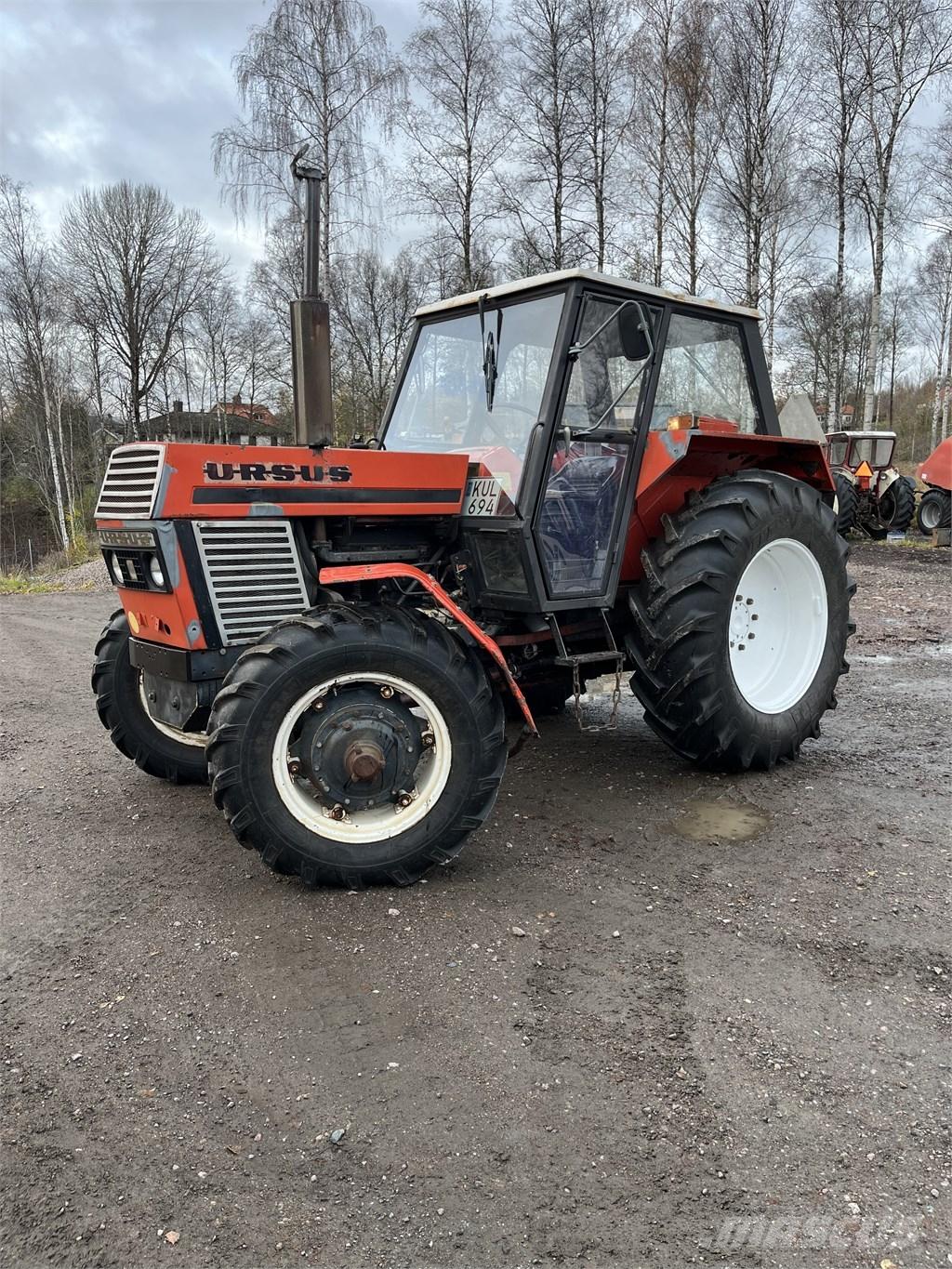 Ursus c-385 Tracteur