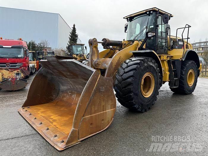 CAT 966M Chargeuse sur pneus
