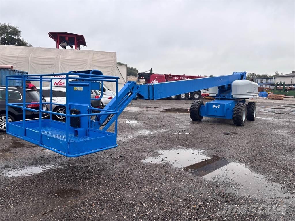 Genie S-85 4X4 Châssis cabine