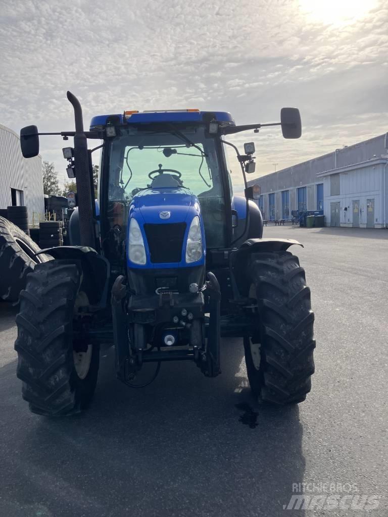 New Holland T 6020 Tracteur