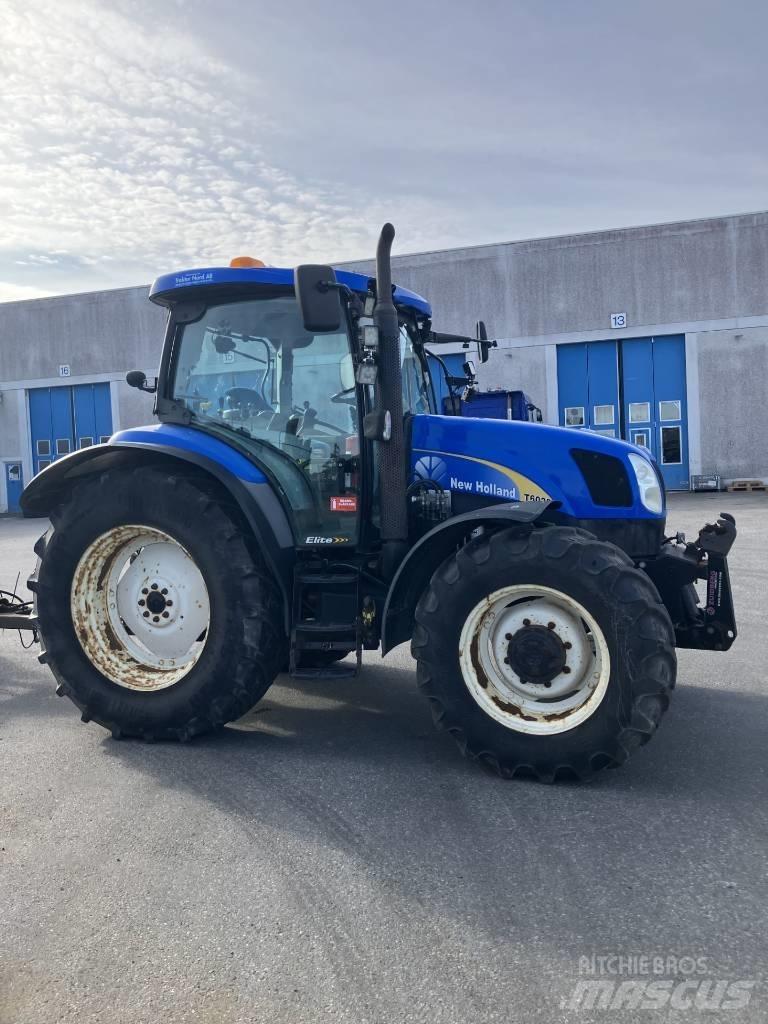 New Holland T 6020 Tracteur